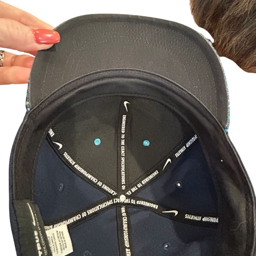 Youth Nike True Blue Swoosh SnapBack Hat - Picture 6 of 11